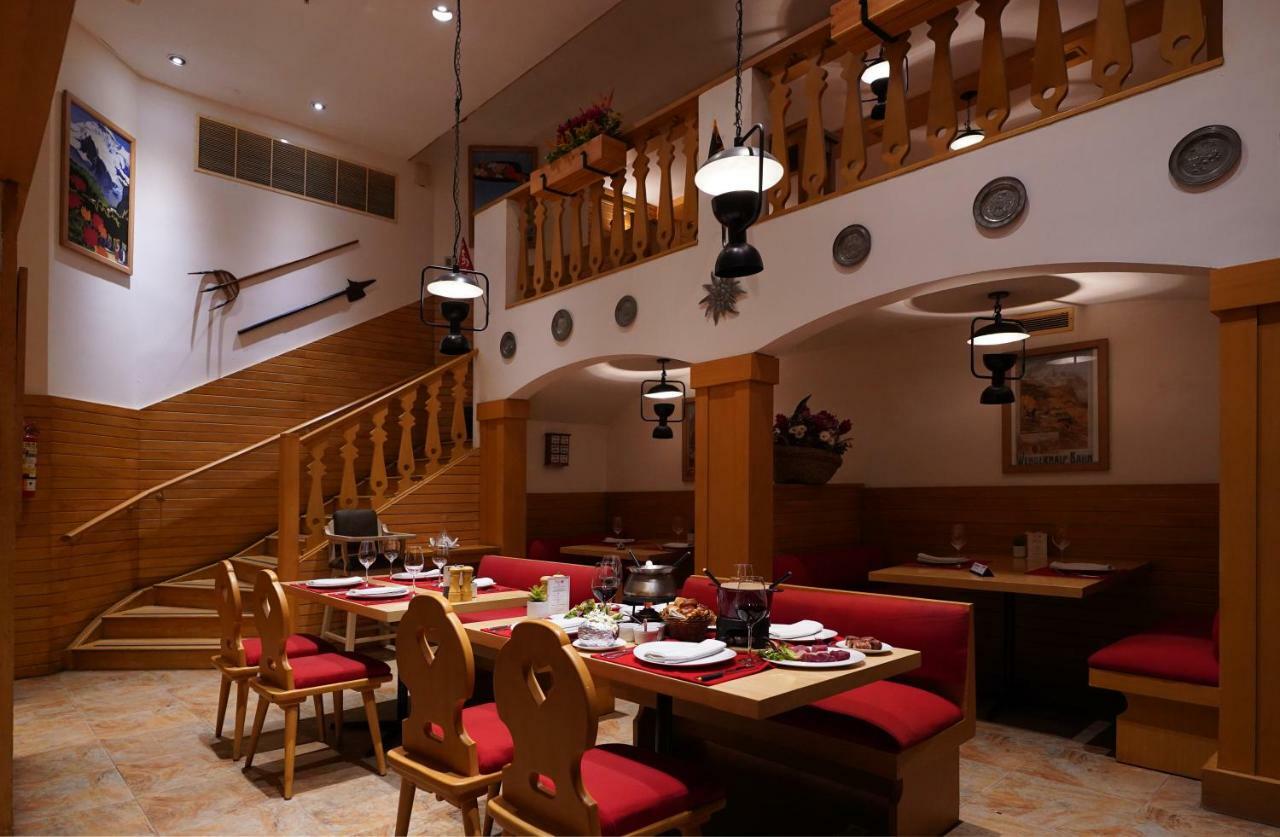 Oro Hotel
